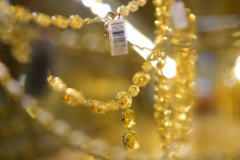 Gold tumbles to 5-month low