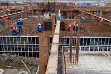 Công ty dịch vụ công ích quận 8 “làm xiếc” trên các dự án tái định cư