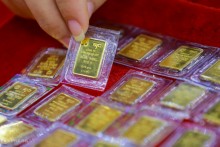 Giá vàng miếng vượt 75 triệu đồng